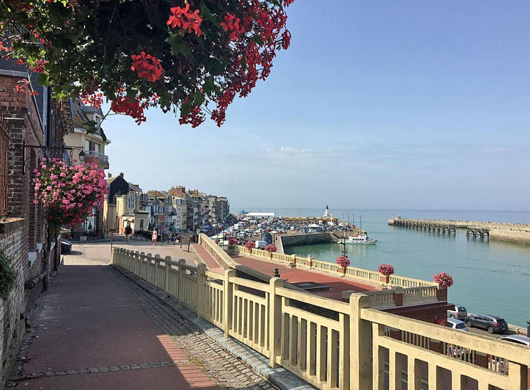 Le Tréport Notre Nid - Grande Terrasse Privee En Bord De Mer, Au Coeur Du Quartier Historique Du Treport ! Wifi מראה חיצוני תמונה